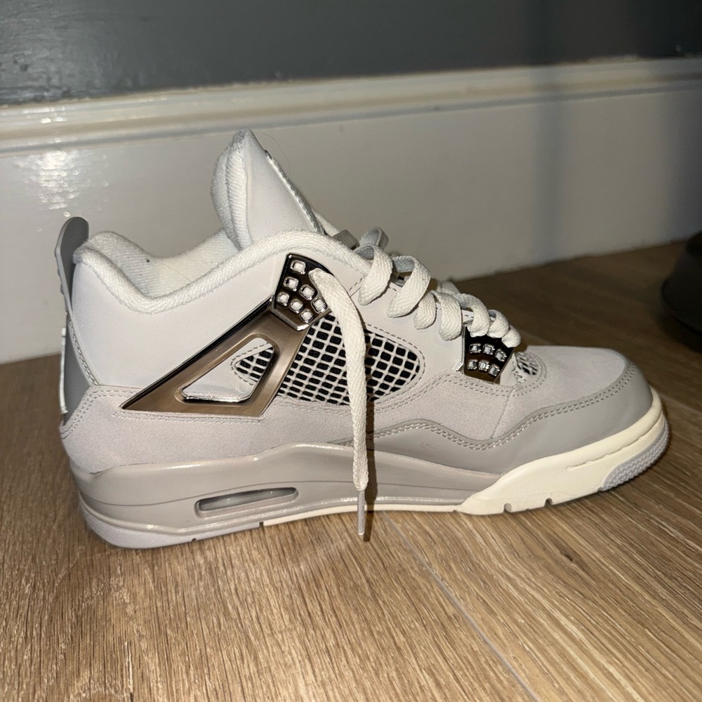 Jordan 4’s Frozen moment - Picture 8 of 9
